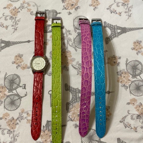 Ladies quartz watch. 4 different color straps. - Picture 1 of 3